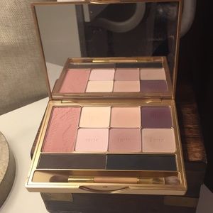 Be MATTEnificent eyeshadow palette